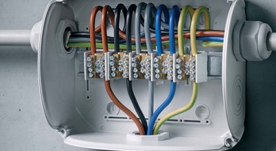 Установка распаечных коробок